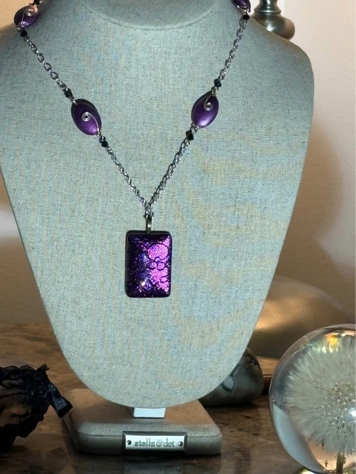 Purple Glass Pendant Necklace – Unique Statement Piece - photo 4