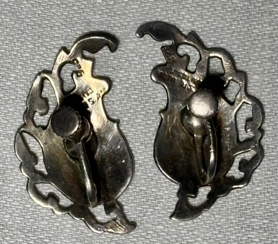 Vintage Siam Sterling Silver Niello Screw Back Earrings - photo 2