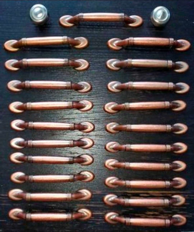 Cabinet Hardware Lot