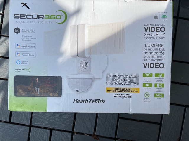 New Heath Zenith WiFi Security Camera/Light