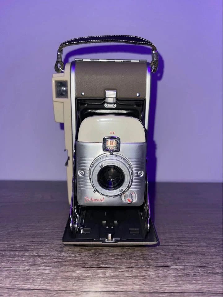 Polaroid Land Camera 80