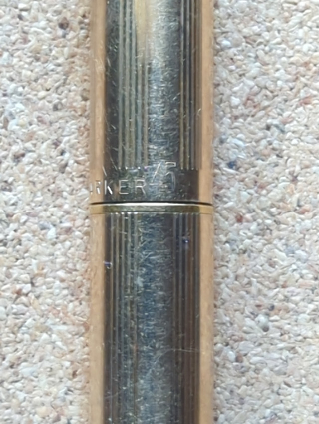 Parker 45 Insignia Gold-filled fountain pen - photo 2