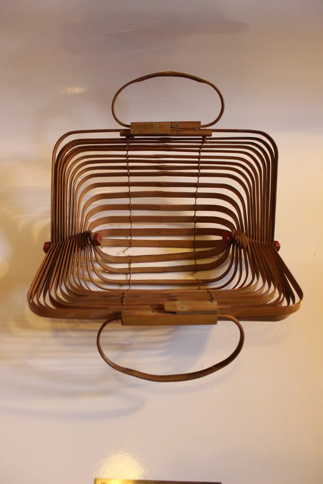Vintage Japanese Bamboo Folding Purse image indicator(5)