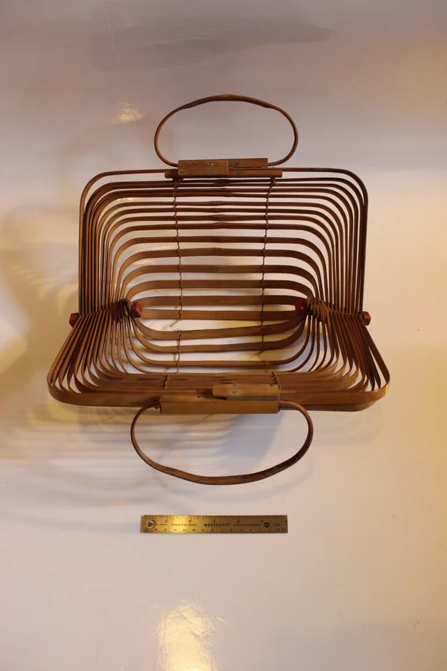 Vintage Japanese Bamboo Folding Purse image indicator(6)