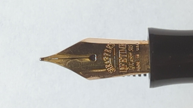 Sheaffer Balance II black & gold fountain pen 14k - photo 4