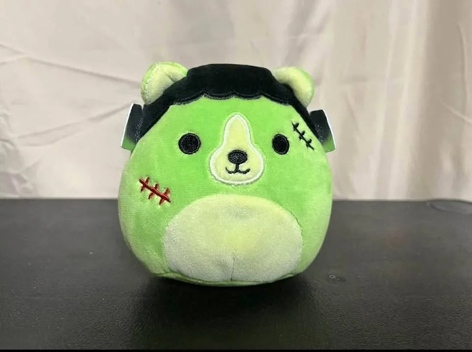 Squishmallow 4" Len the Frankenstein Bear Halloween Capsule thumbnail