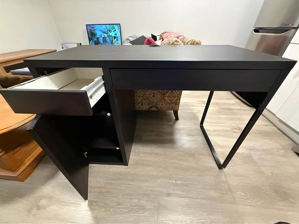 Ikea Micke Desk - photo 3
