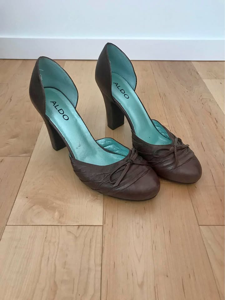 Size 9 Aldo Leather Shoes