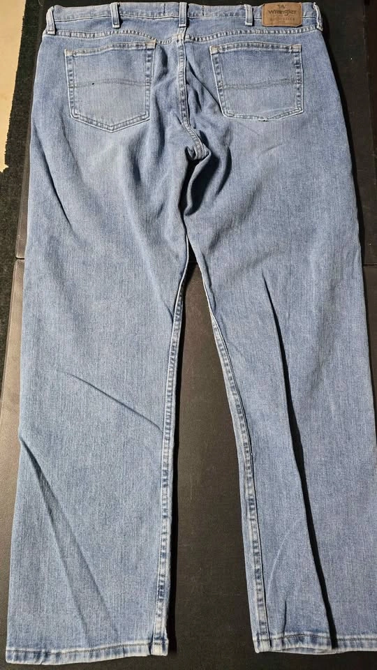 Wrangler Jeans Men's Size 36x32 - photo 3