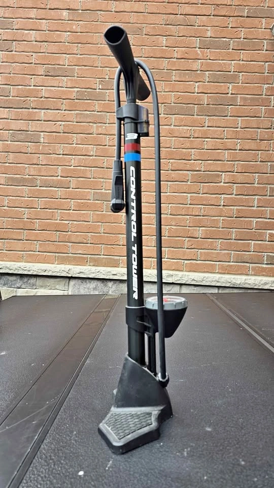 Giant Control Tower 3 Bike Pump