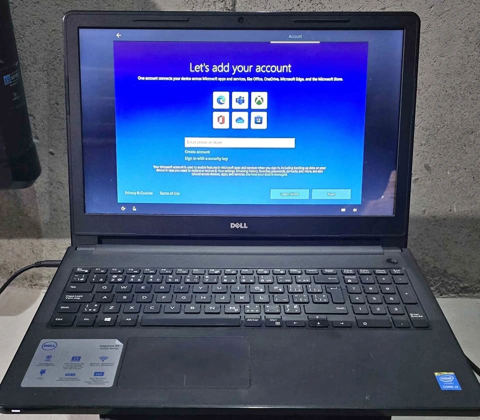 Dell Inspiron 3000 Series Laptop