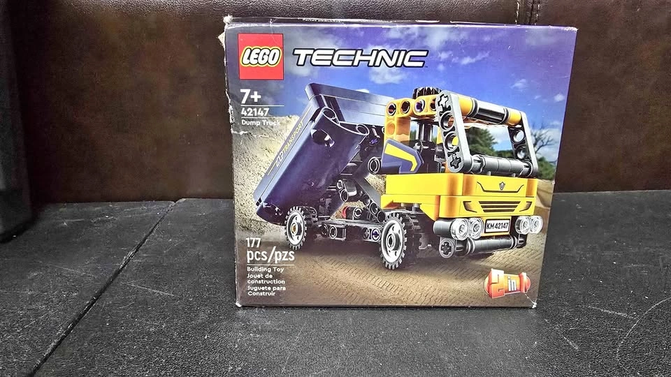 Lego Technic Dump Truck Retired