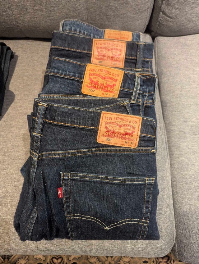 Men's Silver & Levis Jeans