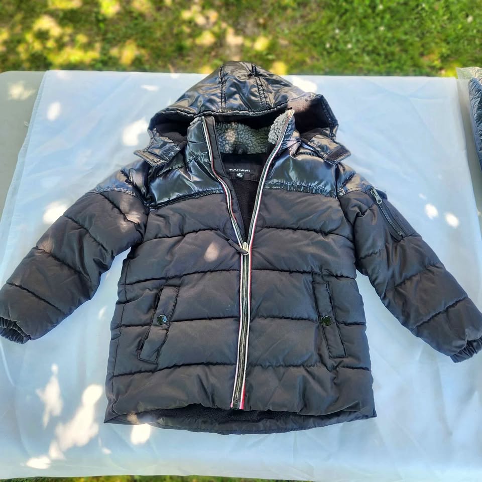 NWOT - Size 6