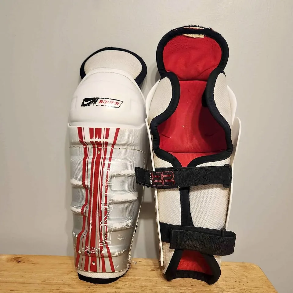 Bauer Youth 10" Hockey Shin Pads
