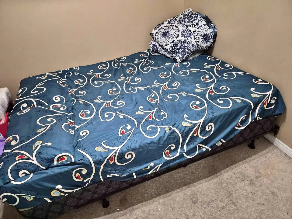 Queen Bed w/ Mattress, Box Spring, Frame