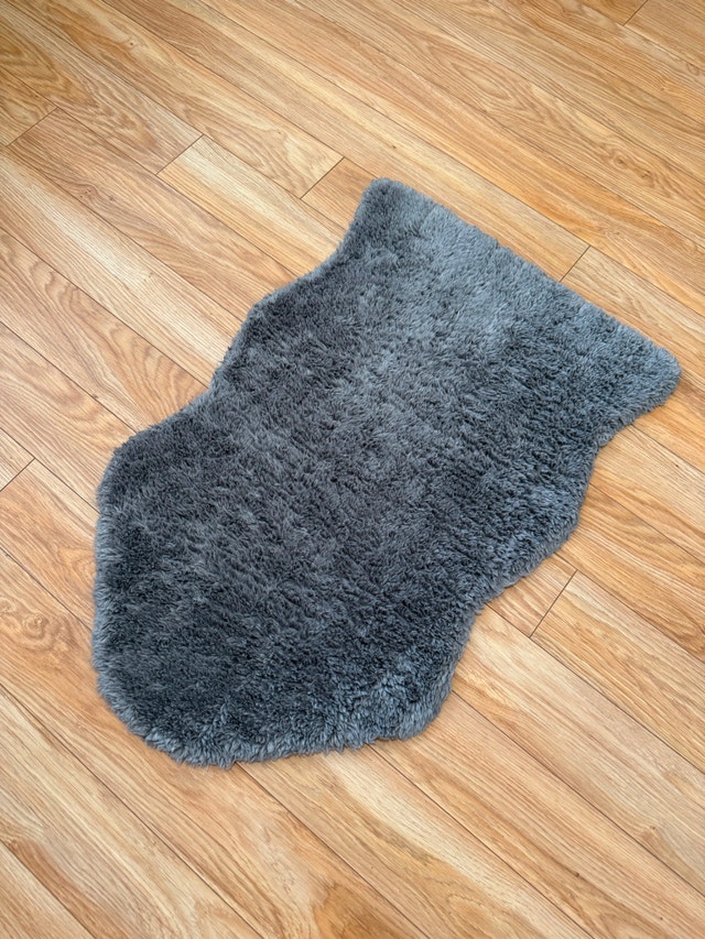 IKEA TOFTLUND Rug – Grey | Soft Faux Fur | Like New
