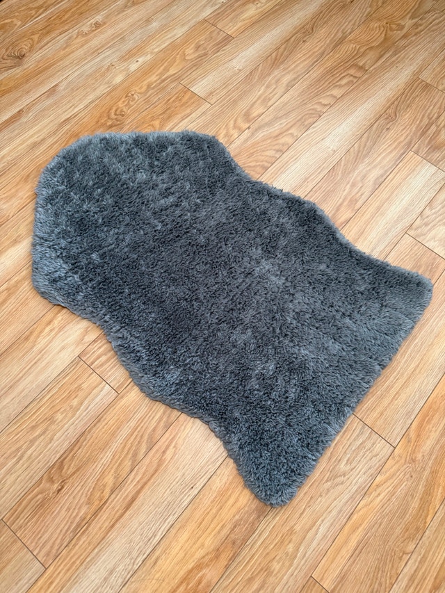 IKEA TOFTLUND Rug – Grey | Soft Faux Fur | Like New - photo 2