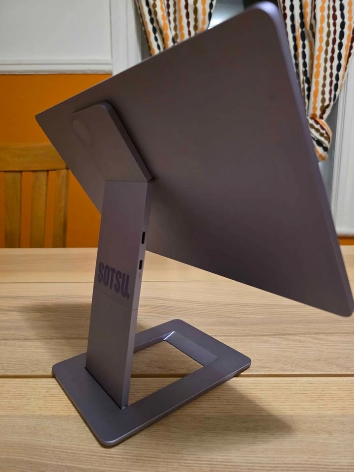 Sotsu 14" Portable Touchscreen Secondary Monitor - photo 2
