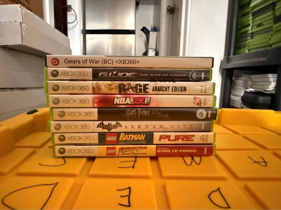 Xbox 360 Console Bundle w/ 2 Controllers & 10 Games - photo 3