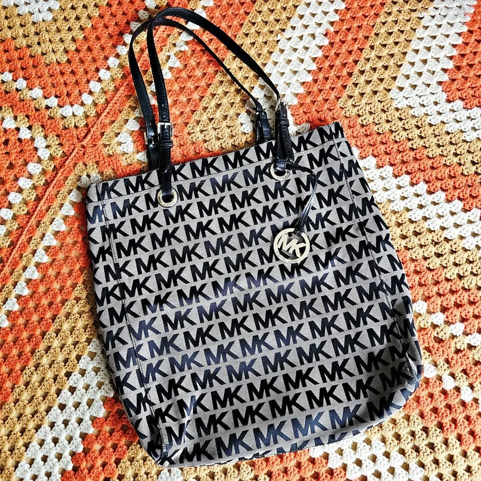Michael Kors Signature Monogram Jet Set Shoulder Tote Bag Black