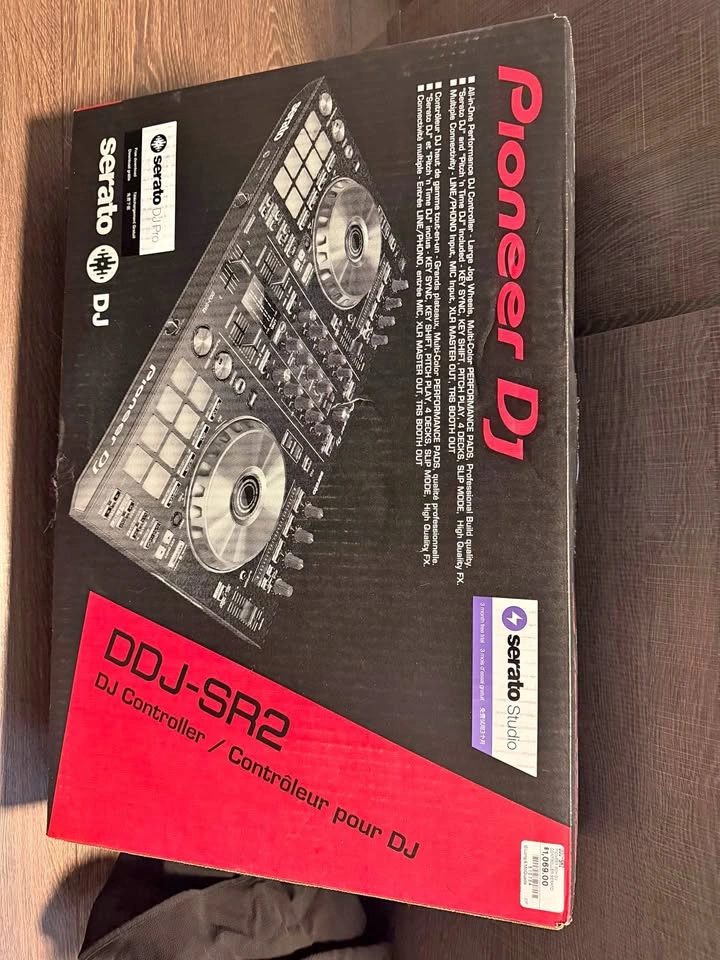 Pioneer DJ DDJ SR2