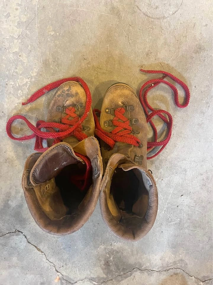 Vintage Size 36 / 8 1/2 Hiking Boots - Vibram Soles