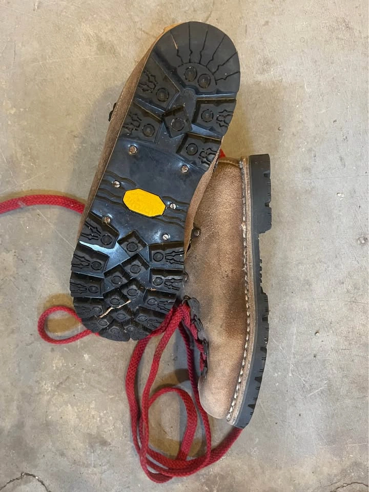 Vintage Size 36 / 8 1/2 Hiking Boots - Vibram Soles - photo 2