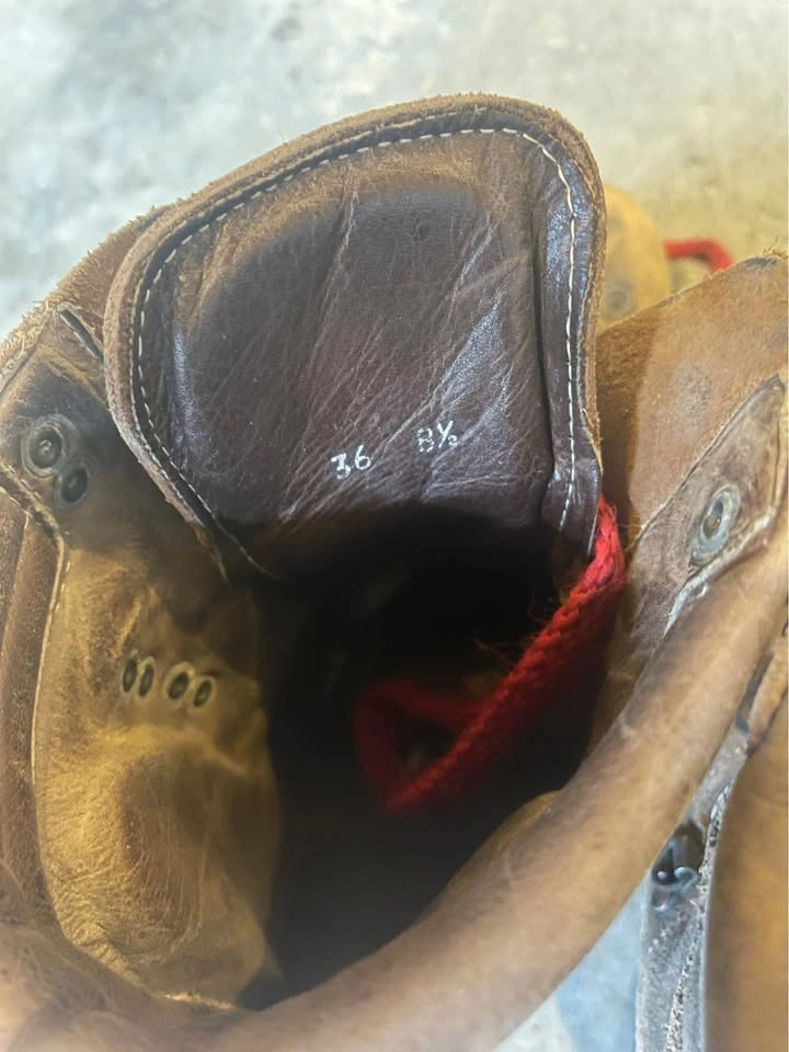 Vintage Size 36 / 8 1/2 Hiking Boots - Vibram Soles - photo 3