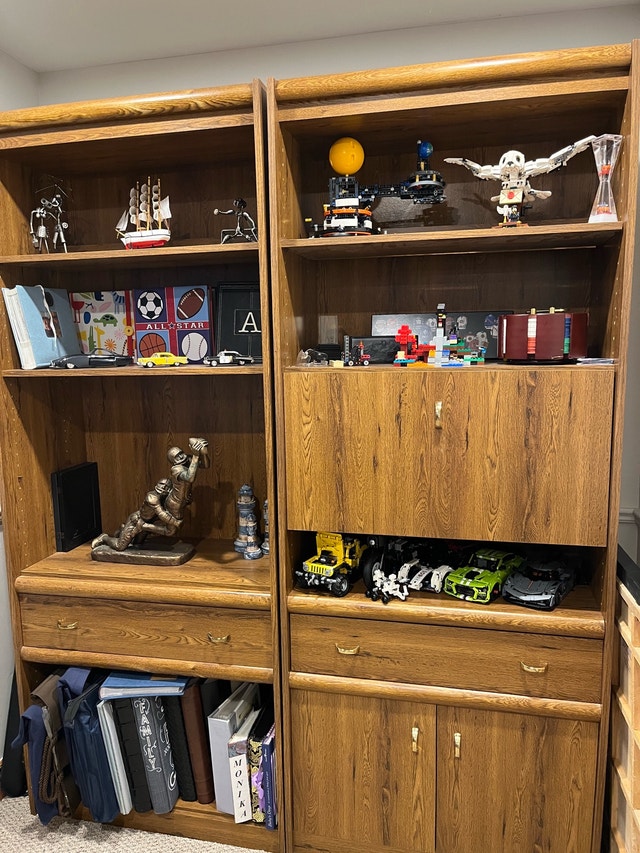 Two Spacious Book/Storage Shelving Units - 30.5x16x76 inches - photo 5