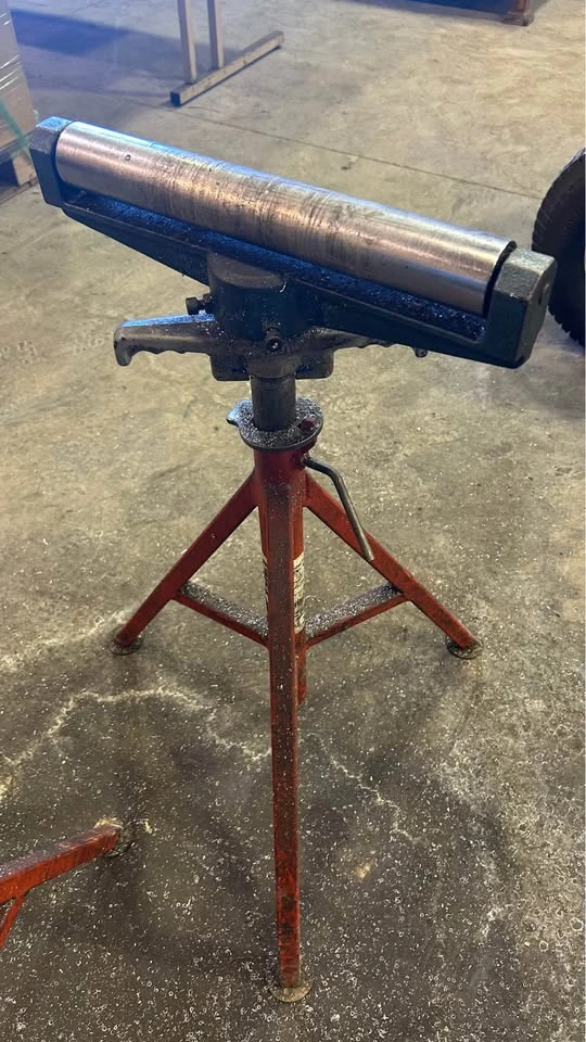 Ridgid VJ-99 Pipe Stand - photo 3