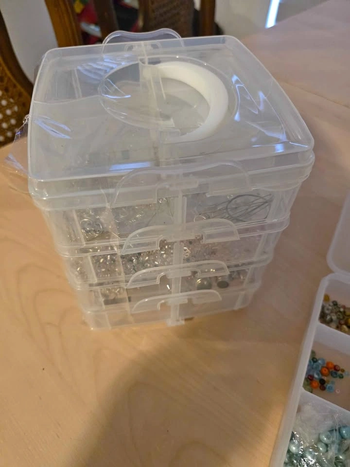 Costume jewelry making set