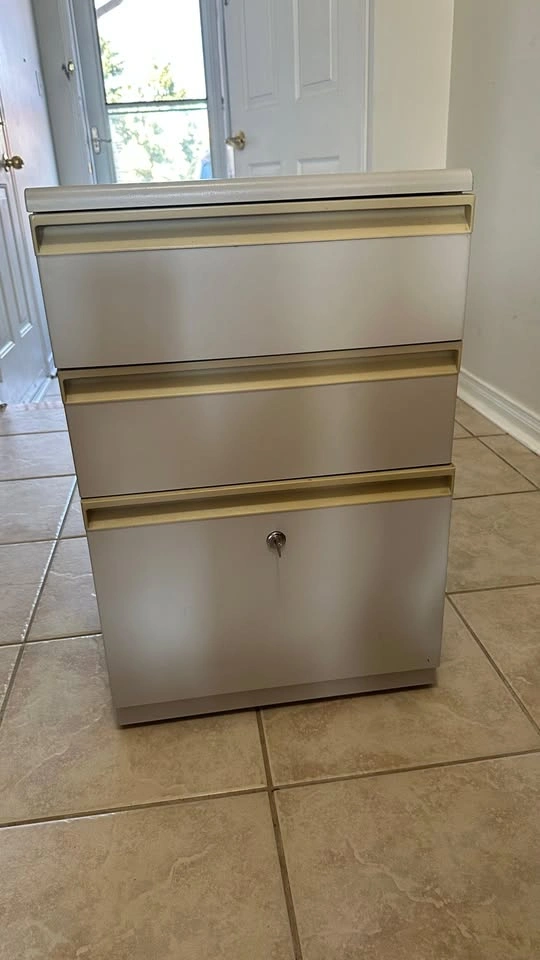 PICKUP ONLY - Pair of 3-Drawer Mobile File Cabinets - Excellent - photo 3