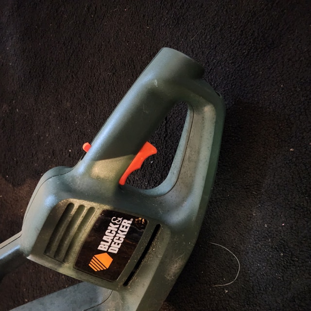 13'' Hedge Trimmer Black & Decker Green - photo 4
