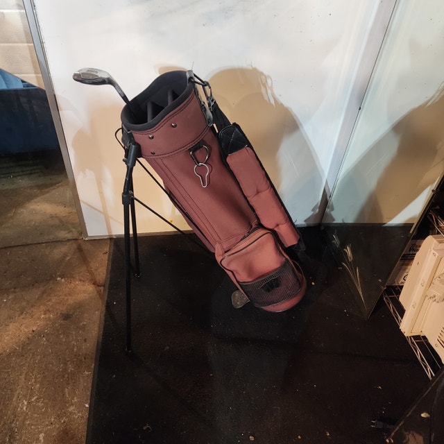 Maxfli Brown Golf Bag Storage Strap Carry Stand