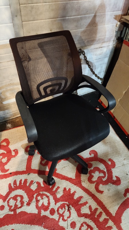 Black Cloth Mesh Rolling Office Chair - photo 2