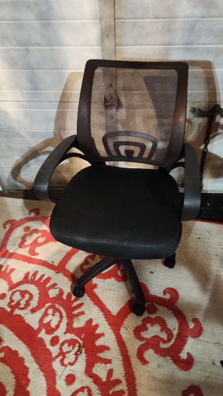 Black Cloth Mesh Rolling Office Chair - photo 3