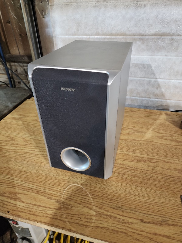 Sony Sub Woofer Silver 1.3 OHM SS-WS32