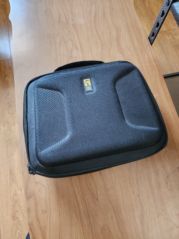 Vintage Case Logic Protective Game Case