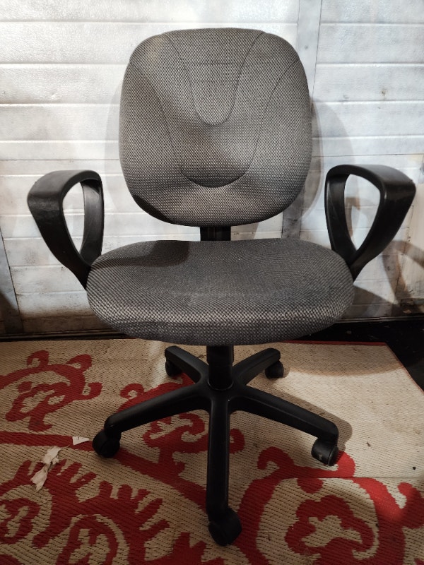 Gray Office Chair Adjustable - photo 3