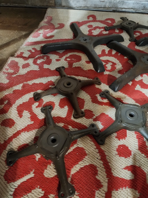 Cast Iron Table Base Mountable Feet - photo 2