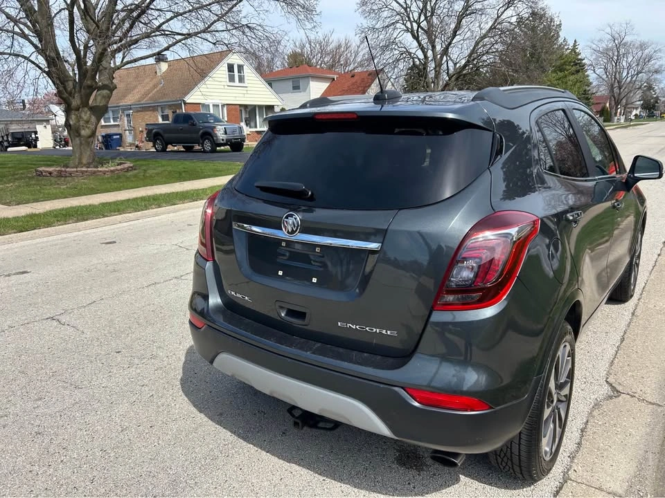 2018 Buick Encore Essence Sport Utility 4D - photo 5