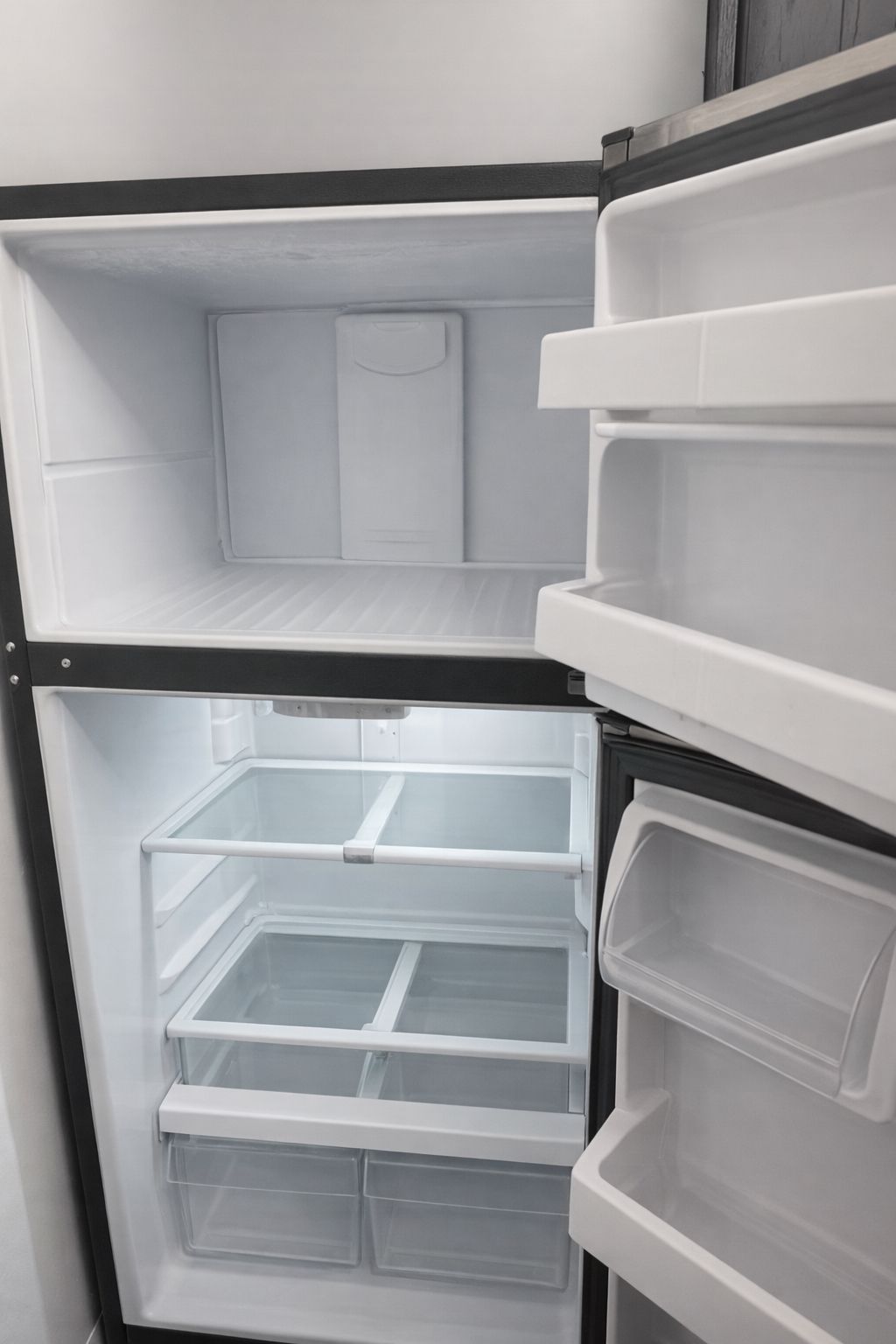 Stainless steel refrigerator - photo 2