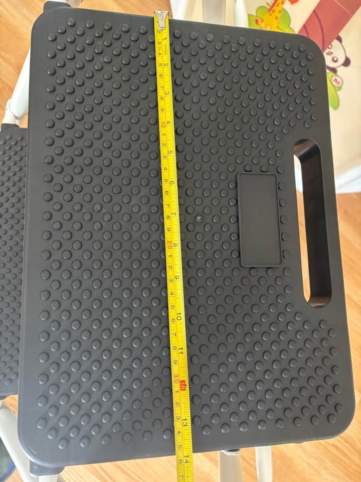 Brand New 3-step Foldable Ladder - Lightweight, Portable - photo 4