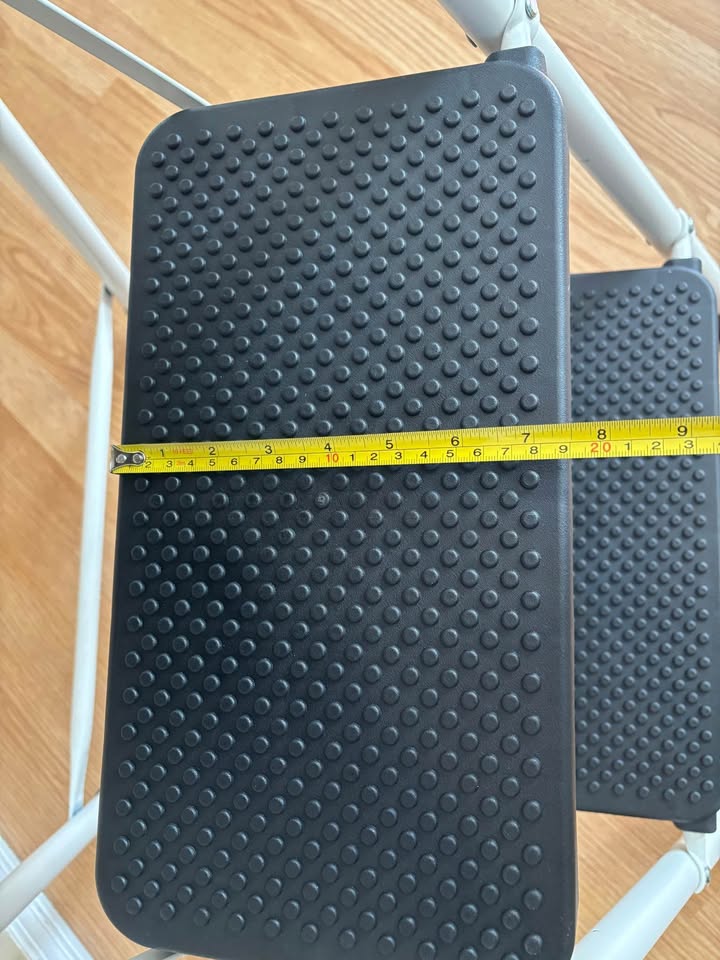 Brand New 3-step Foldable Ladder - Lightweight, Portable - photo 5