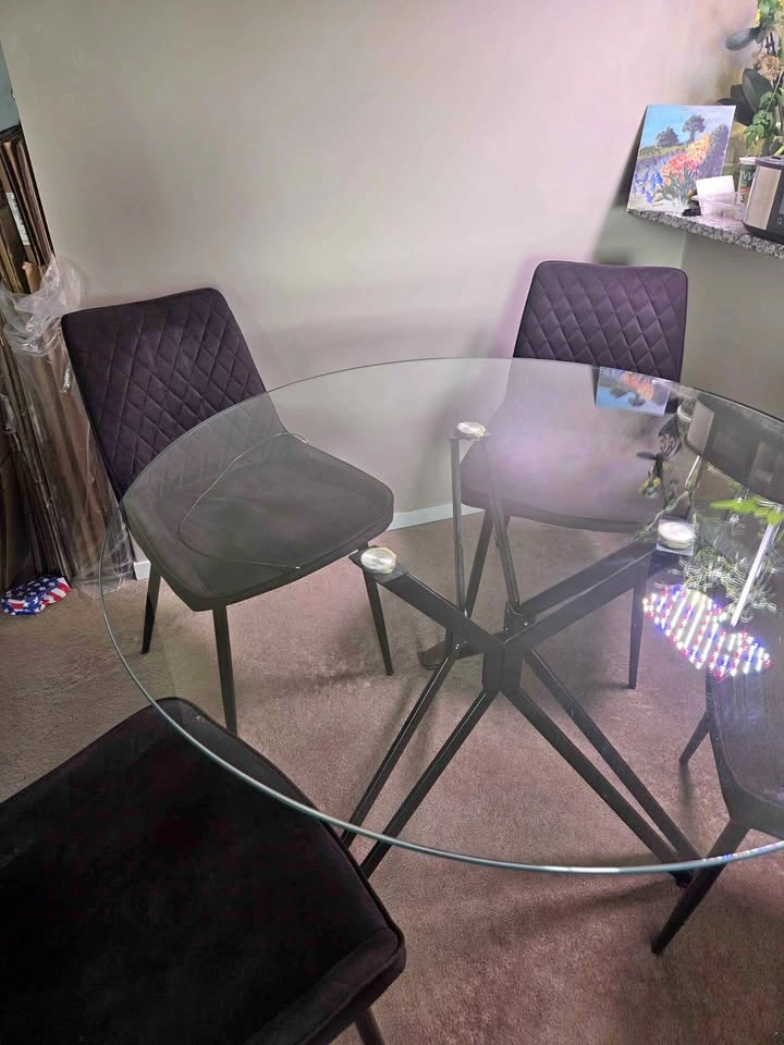 Dining Set: Glass Table & 4 Velvet Chairs