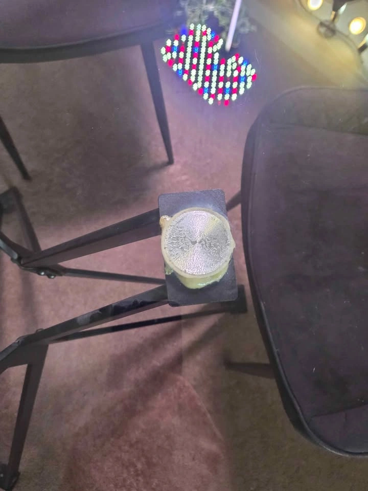 Dining Set: Glass Table & 4 Velvet Chairs - photo 4