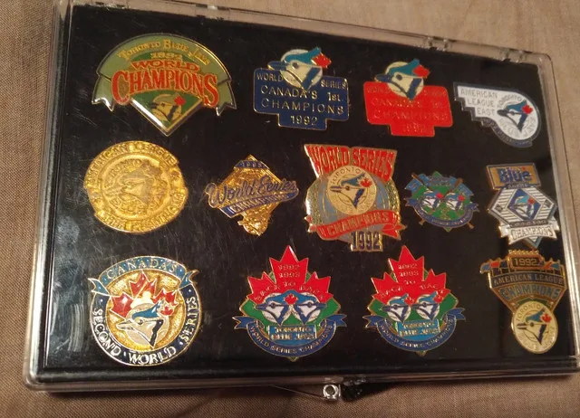 Lillihammer Olymp Framed Photos + Bobblehead image indicator(9)