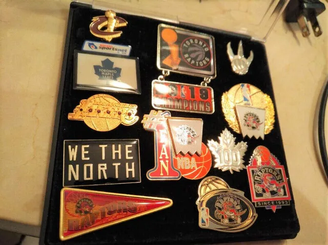 RARE Blue Jays/Raptors/Leafs Items image indicator(5)