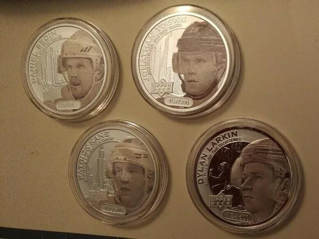 RARE Blue Jays/Raptors/Leafs Items image indicator(6)